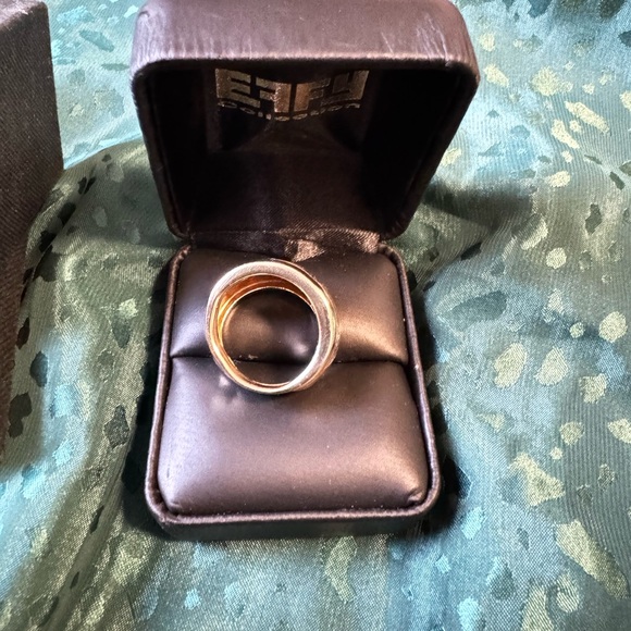 Chunky Italian 14kt Gold Ring - Picture 7 of 11